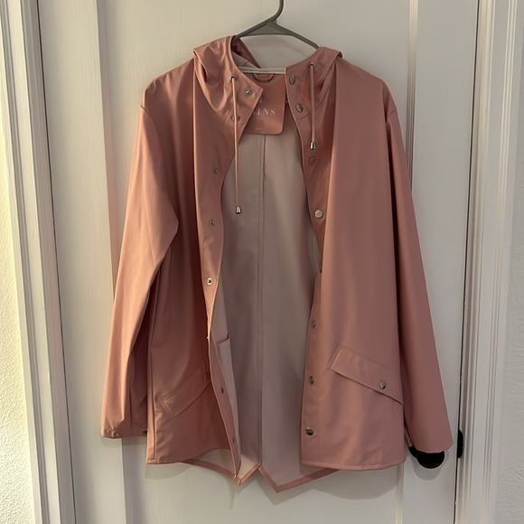 Rains Long Raincoat Light Pink - Picture 2 of 5